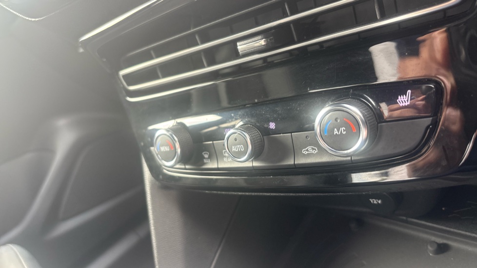 Vauxhall Mokka 1.2 Turbo 136 Ultimate 5dr Petrol Hatchback - Image 33
