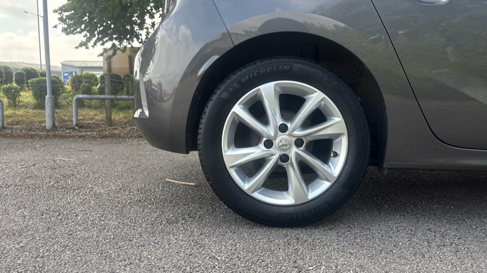 Vauxhall Corsa 1.2 SE Premium 5dr Petrol Hatchback - Image 7