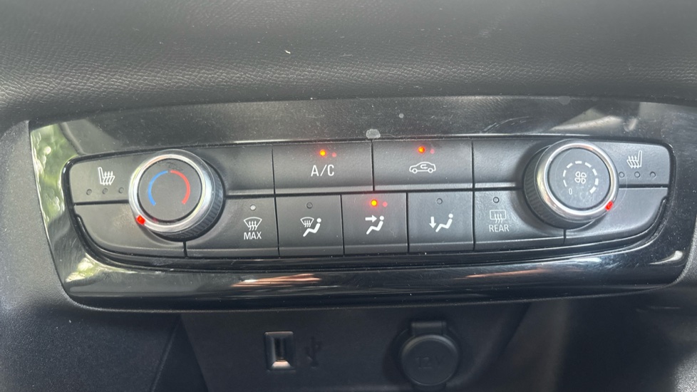 Vauxhall Corsa 1.2 SE Premium 5dr Petrol Hatchback - Image 29