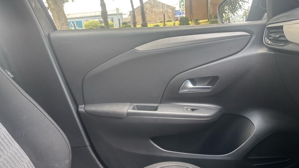 Vauxhall Corsa 1.2 SE Premium 5dr Petrol Hatchback - Image 30