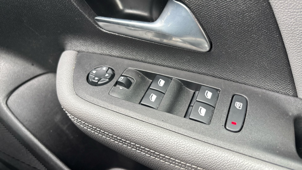 Vauxhall Mokka 1.2 Turbo 100 Elite Nav 5dr Petrol Hatchback - Image 24