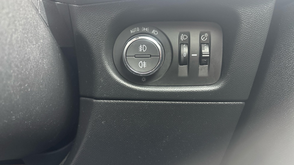 Vauxhall Mokka 1.5 Turbo D Elite Premium 5dr Diesel Hatchback - Image 25