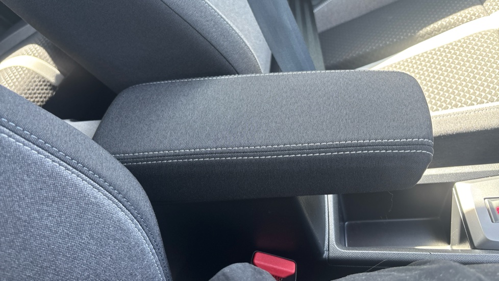 Vauxhall Frontera 83kW GS 44kWh 5dr Auto Electric Estate - Image 38