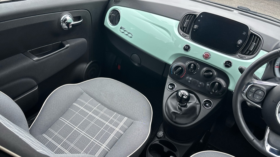 Fiat 500 1.2 Lounge 3dr Petrol Hatchback - Image 14