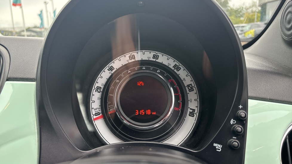 Fiat 500 1.2 Lounge 3dr Petrol Hatchback - Image 18