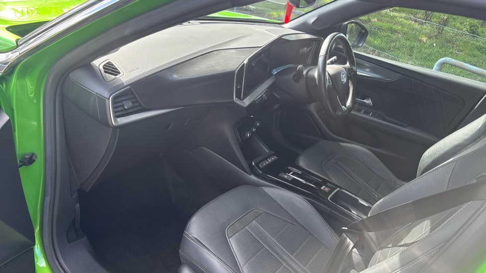 Vauxhall Mokka 100kW Ultimate 50kWh 5dr Auto Electric Hatchback - Image 9