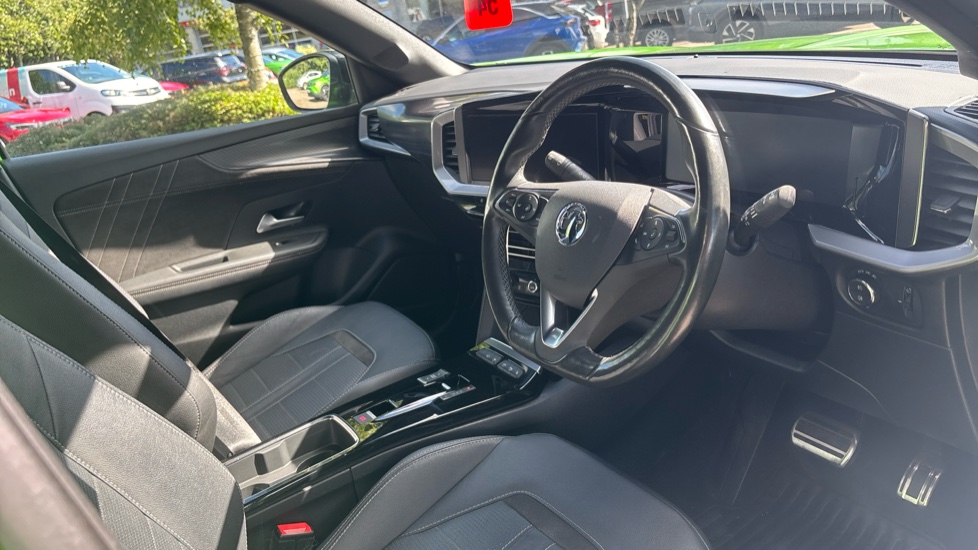 Vauxhall Mokka 100kW Ultimate 50kWh 5dr Auto Electric Hatchback - Image 11