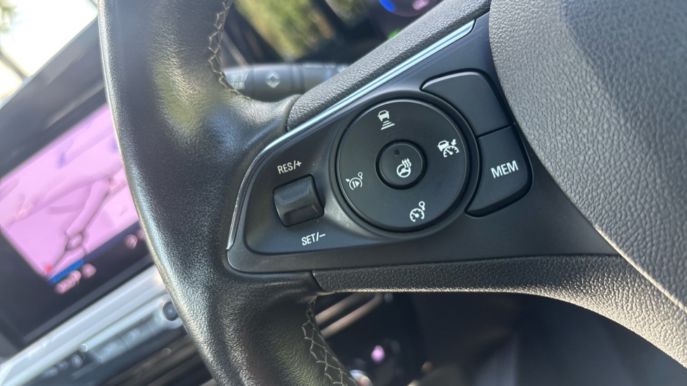 Vauxhall Mokka 100kW Ultimate 50kWh 5dr Auto Electric Hatchback - Image 22