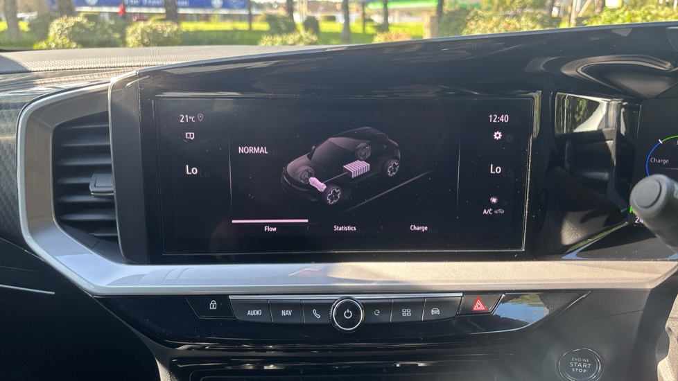 Vauxhall Mokka 100kW Ultimate 50kWh 5dr Auto Electric Hatchback - Image 36