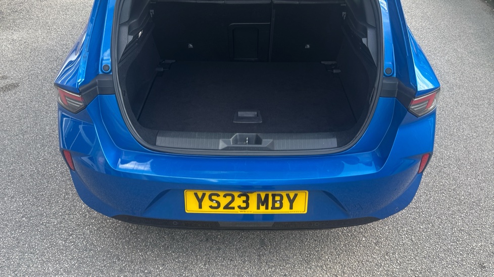 Vauxhall Astra 1.2 Turbo 130 GS 5dr Petrol Hatchback - Image 4