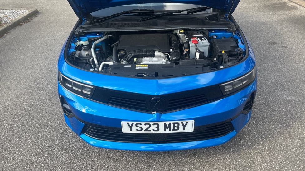 Vauxhall Astra 1.2 Turbo 130 GS 5dr Petrol Hatchback - Image 8