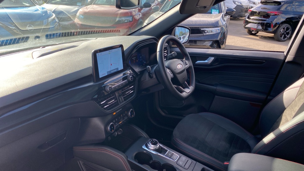 Ford Kuga 2.5 FHEV ST-Line X Edition 5dr CVT Hybrid Estate - Image 9