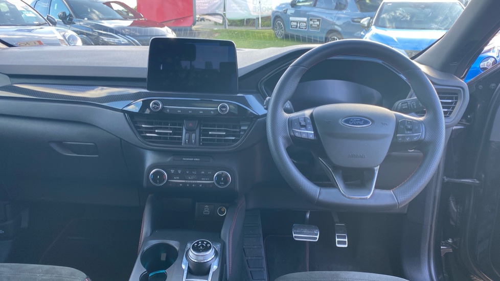 Ford Kuga 2.5 FHEV ST-Line X Edition 5dr CVT Hybrid Estate - Image 10