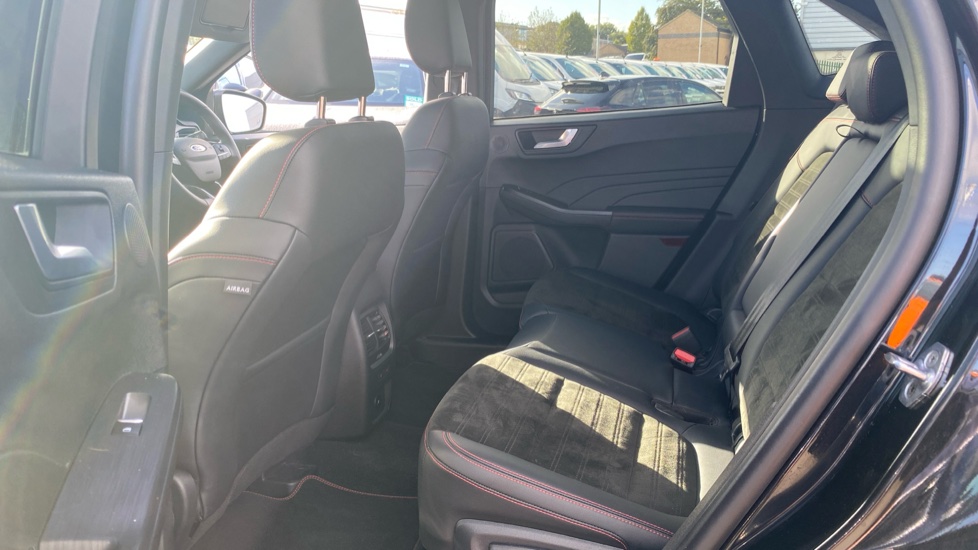 Ford Kuga 2.5 FHEV ST-Line X Edition 5dr CVT Hybrid Estate - Image 16