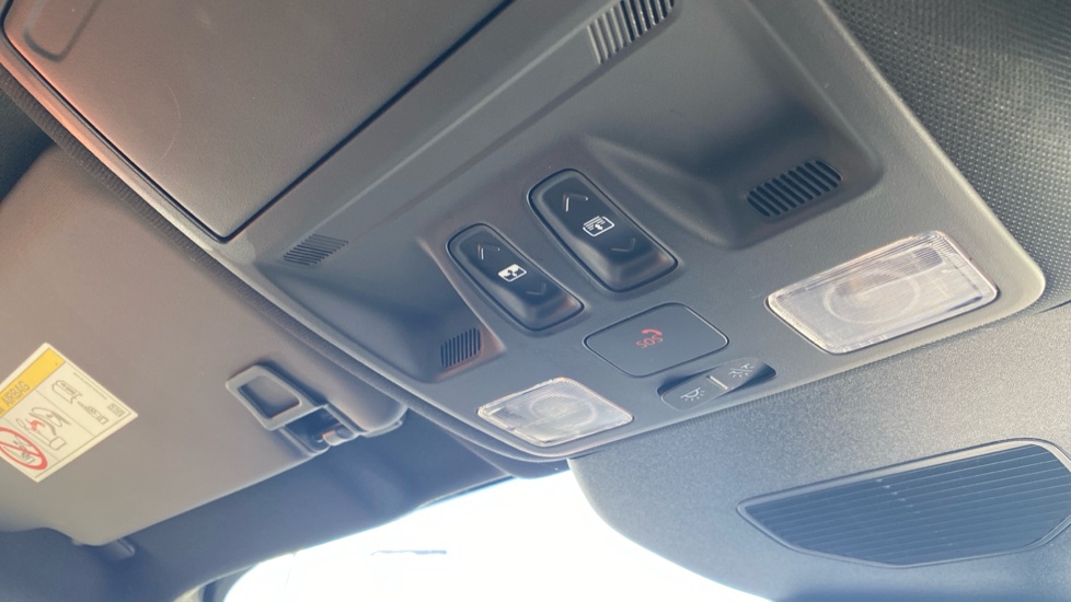 Ford Kuga 2.5 FHEV ST-Line X Edition 5dr CVT Hybrid Estate - Image 35