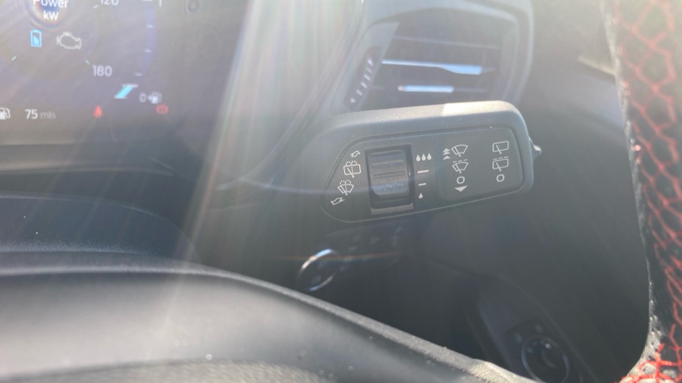Ford Kuga 2.5 FHEV ST-Line X Edition 5dr CVT Hybrid Estate - Image 43