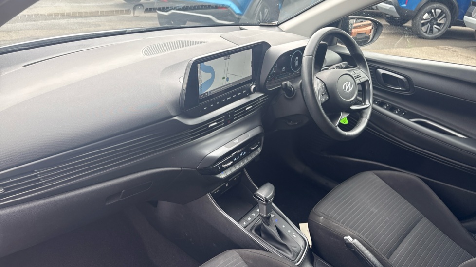 Hyundai i20 1.0T GDi 48V MHD Premium 5dr DCT Petrol Hatchback - Image 9