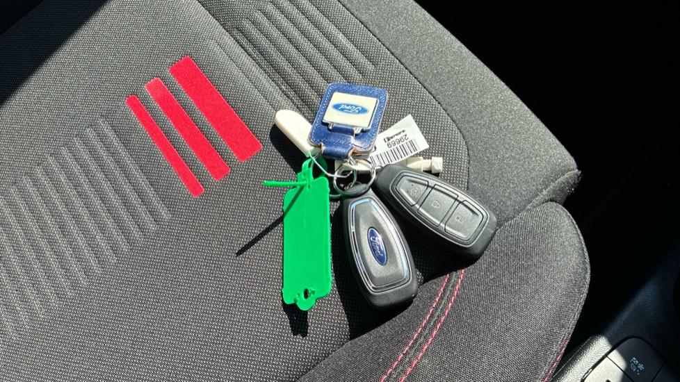 Ford Fiesta 1.0 EcoBoost Hybrid mHEV 125 ST-Line 5dr Petrol Hatchback - Image 19