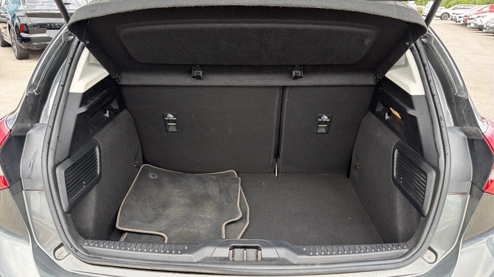 Ford Focus 1.5 EcoBlue 120 Titanium X Edition 5dr Diesel Hatchback - Image 4