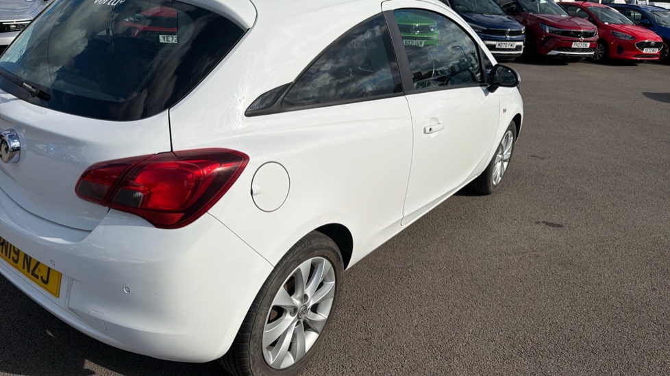 Vauxhall Corsa 1.4 Energy 3dr [AC] Petrol Hatchback - Image 46