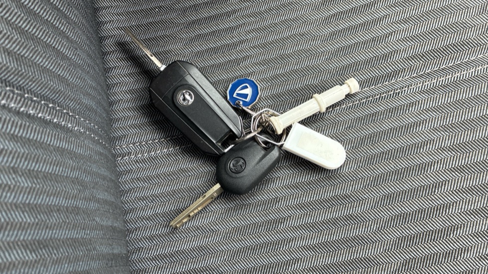Vauxhall Corsa 1.2 SE Premium 5dr Petrol Hatchback - Image 20