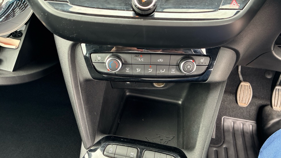 Vauxhall Corsa 1.2 SE Premium 5dr Petrol Hatchback - Image 28