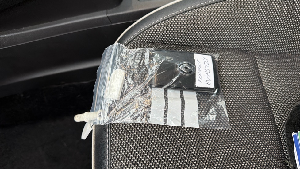 Renault Captur 1.6 E-Tech Plug-in hybrid 160 Techno 5dr Auto Hatchback - Image 20