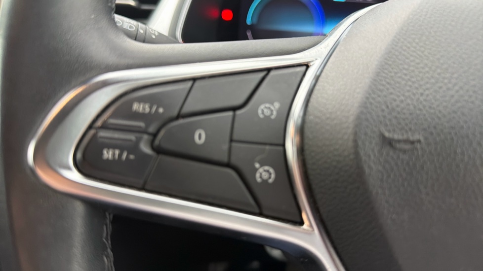 Renault Captur 1.6 E-Tech Plug-in hybrid 160 Techno 5dr Auto Hatchback - Image 21