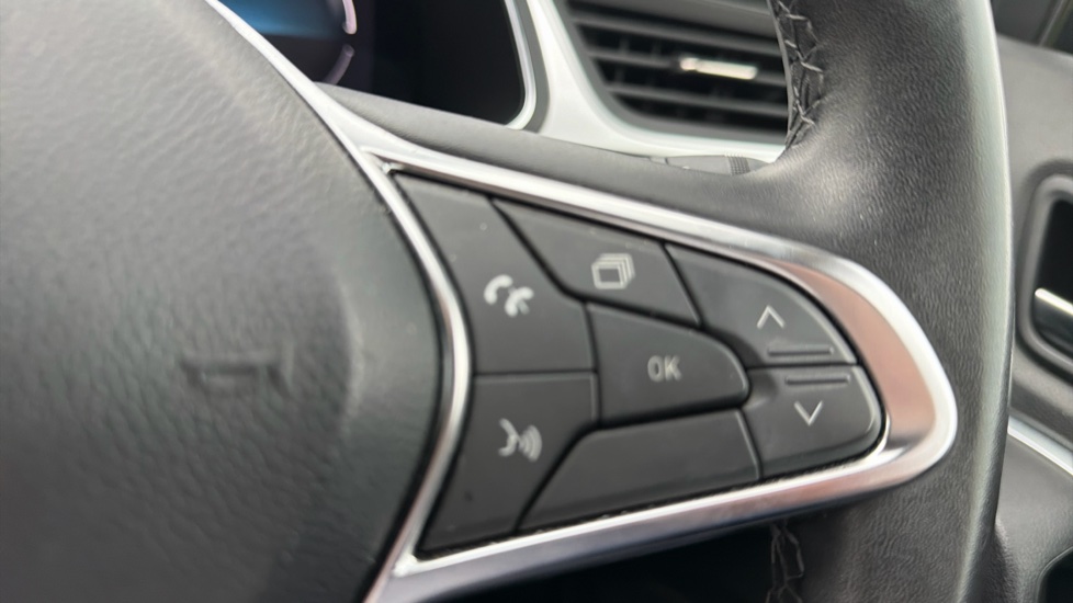 Renault Captur 1.6 E-Tech Plug-in hybrid 160 Techno 5dr Auto Hatchback - Image 22