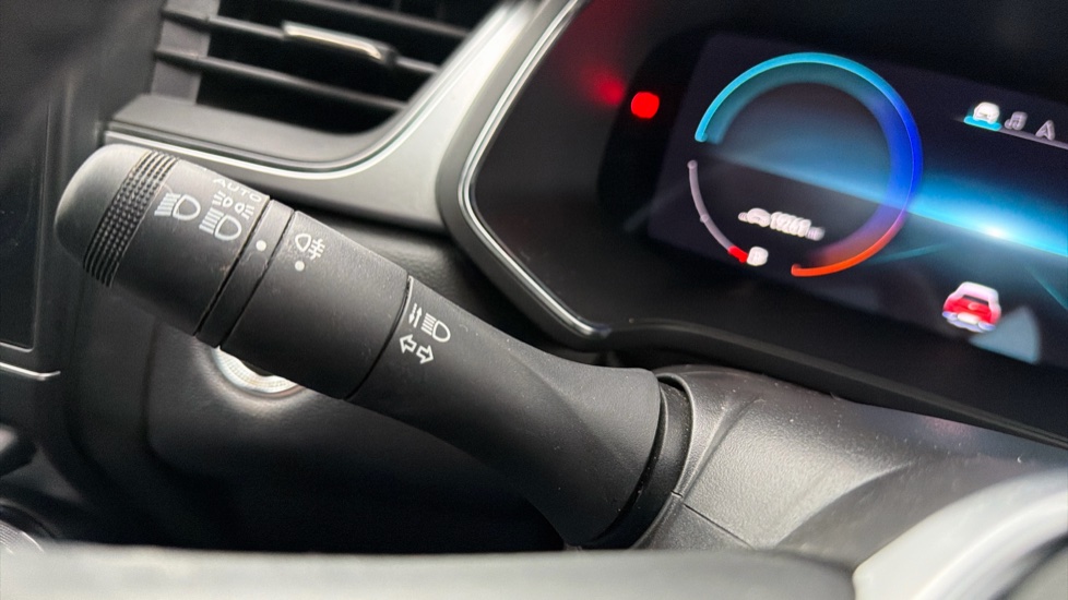 Renault Captur 1.6 E-Tech Plug-in hybrid 160 Techno 5dr Auto Hatchback - Image 24