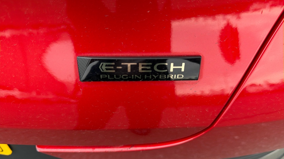 Renault Captur 1.6 E-Tech Plug-in hybrid 160 Techno 5dr Auto Hatchback - Image 44