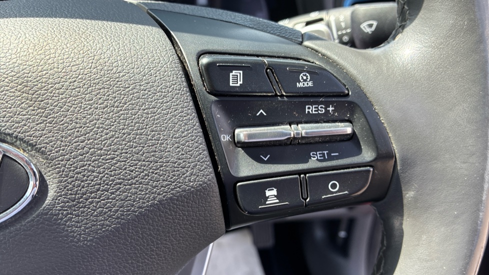 Hyundai IONIQ 1.6 GDi Hybrid Premium 5dr DCT Hybrid Hatchback - Image 28