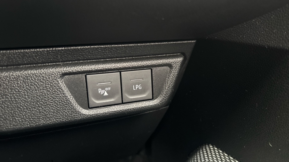 Dacia Sandero Stepway 1.0 TCe Expression 5dr Bi Fuel Hatchback - Image 23