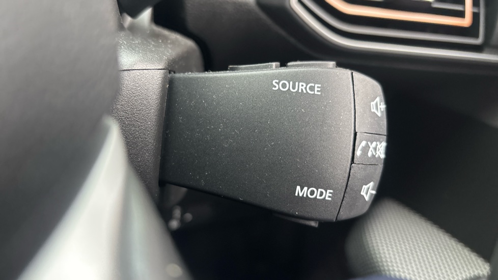Dacia Sandero Stepway 1.0 TCe Expression 5dr Bi Fuel Hatchback - Image 25