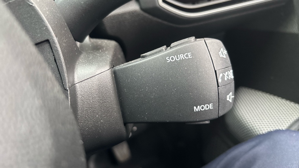 Dacia Sandero Stepway 1.0 TCe Expression 5dr Bi Fuel Hatchback - Image 28