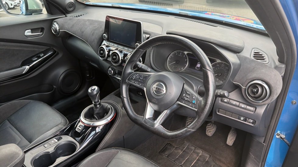 Nissan Juke 1.0 DiG-T 114 Tekna+ 5dr Petrol Hatchback - Image 11