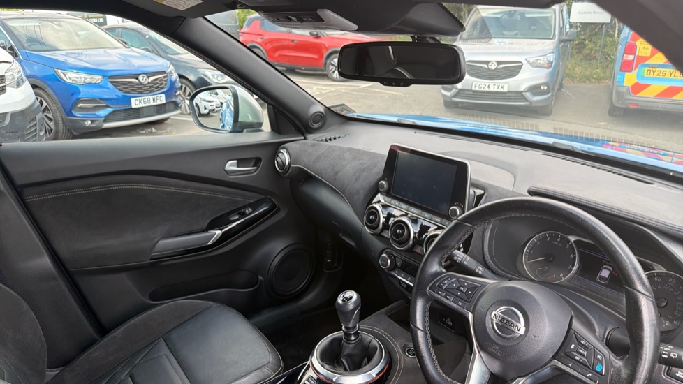 Nissan Juke 1.0 DiG-T 114 Tekna+ 5dr Petrol Hatchback - Image 14