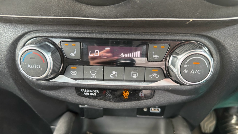 Nissan Juke 1.0 DiG-T 114 Tekna+ 5dr Petrol Hatchback - Image 22