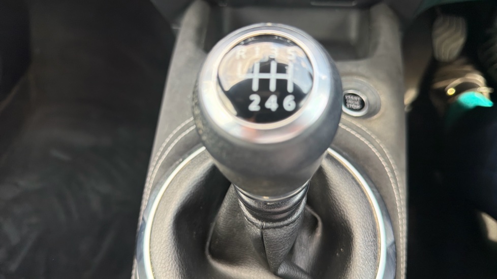 Nissan Juke 1.0 DiG-T 114 Tekna+ 5dr Petrol Hatchback - Image 27