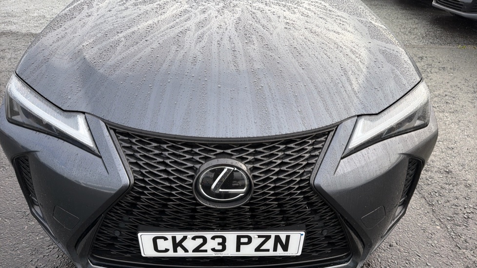 Lexus UX 250h 2.0 F-Sport Design 5dr CVT Hybrid Hatchback - Image 8