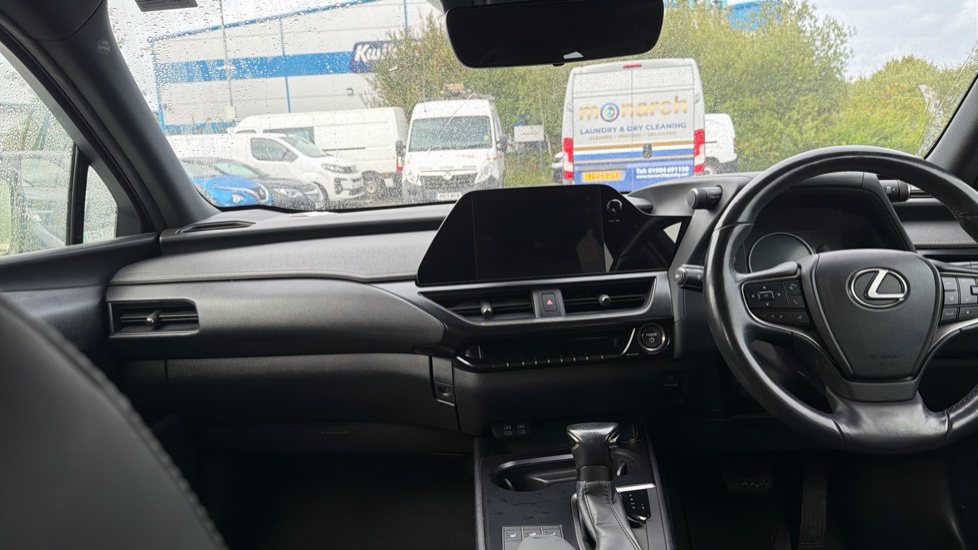 Lexus UX 250h 2.0 F-Sport Design 5dr CVT Hybrid Hatchback - Image 10