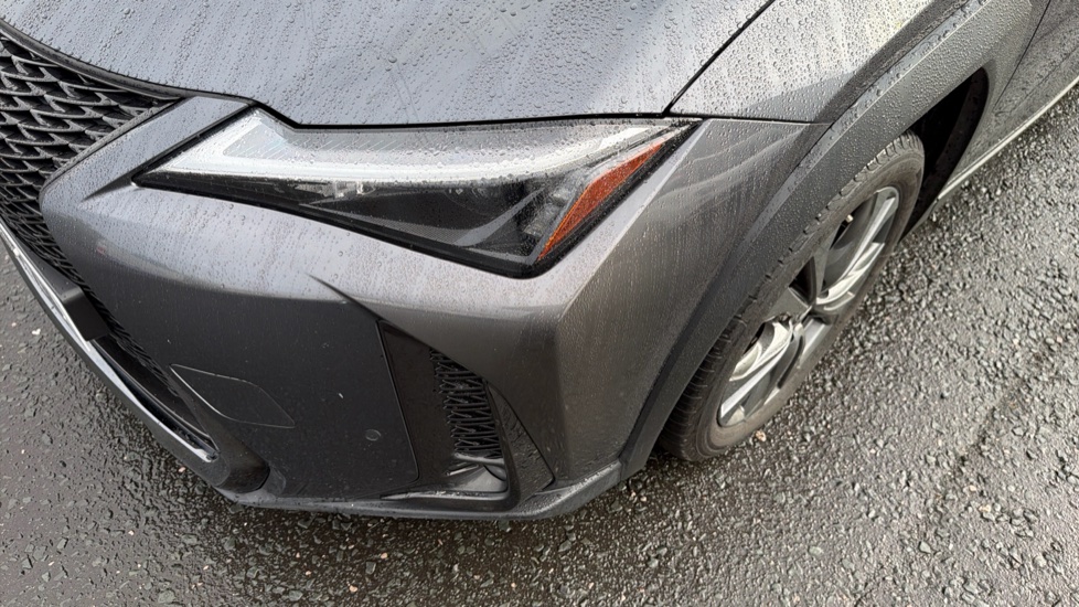 Lexus UX 250h 2.0 F-Sport Design 5dr CVT Hybrid Hatchback - Image 37