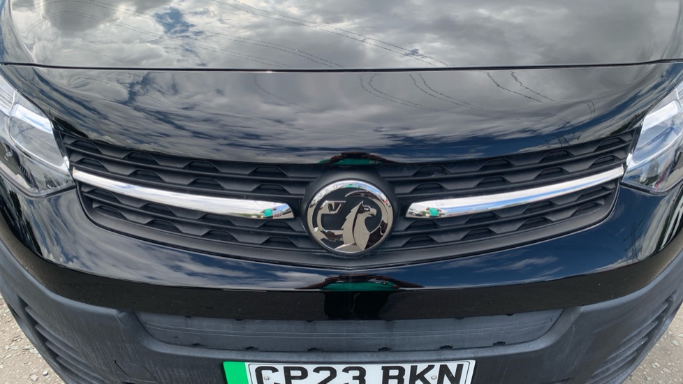 Vauxhall Vivaro Life 100kW Combi L 50kWh 5dr Auto Electric Estate - Image 8