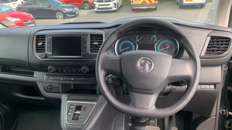 Vauxhall Vivaro Life 100kW Combi L 50kWh 5dr Auto Electric Estate - Image 10