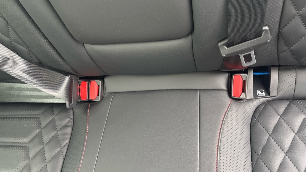 Ford Focus 1.0 EcoBoost Hybrid mHEV 155 ST-Line X 5dr Auto Petrol Estate - Image 17