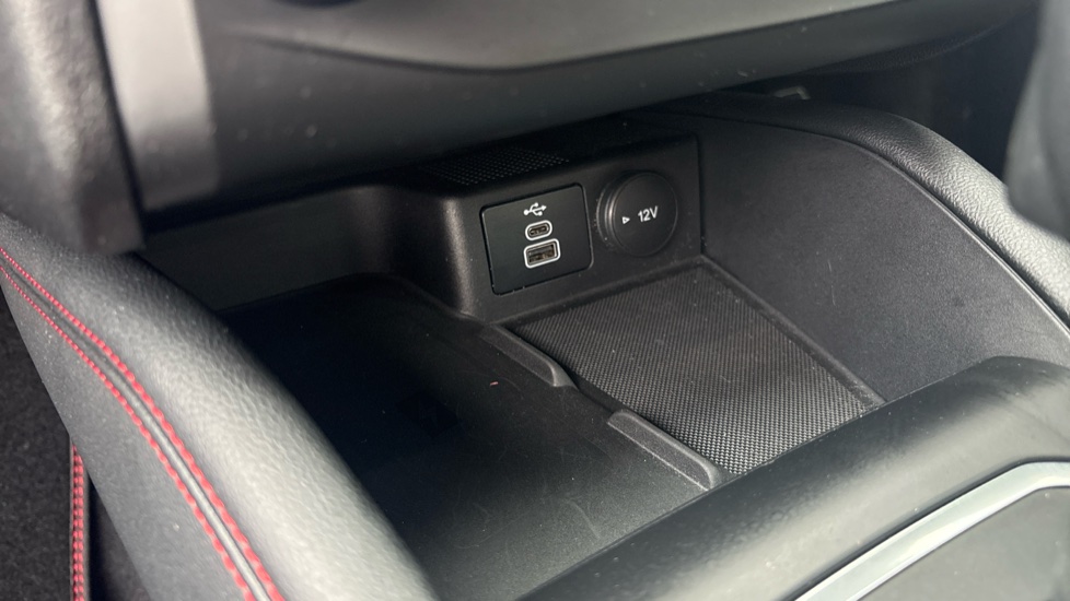 Ford Focus 1.0 EcoBoost Hybrid mHEV 155 ST-Line X 5dr Auto Petrol Estate - Image 25