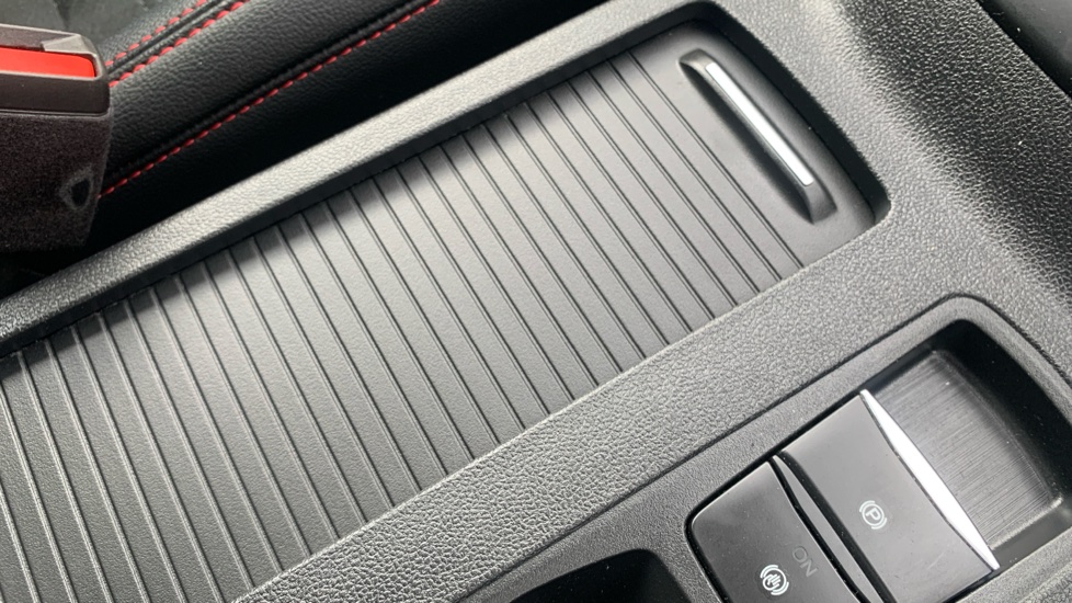 Ford Kuga 2.0 EcoBlue mHEV ST-Line First Edition 5dr Diesel Estate - Image 57