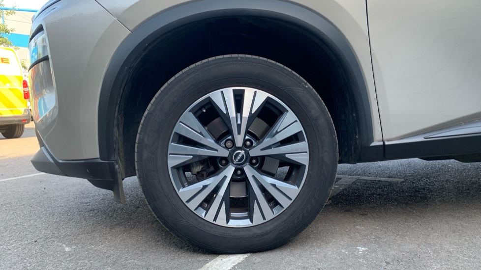 Nissan X-Trail 1.5 MHEV 163 N-Connecta 5dr [7 Seat] Xtronic Petrol Station Wagon - Image 7