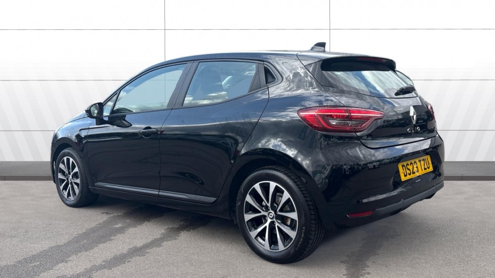 Renault Clio 1.6 E-TECH full hybrid 145 Evolution 5dr Auto Hybrid Hatchback - Image 2