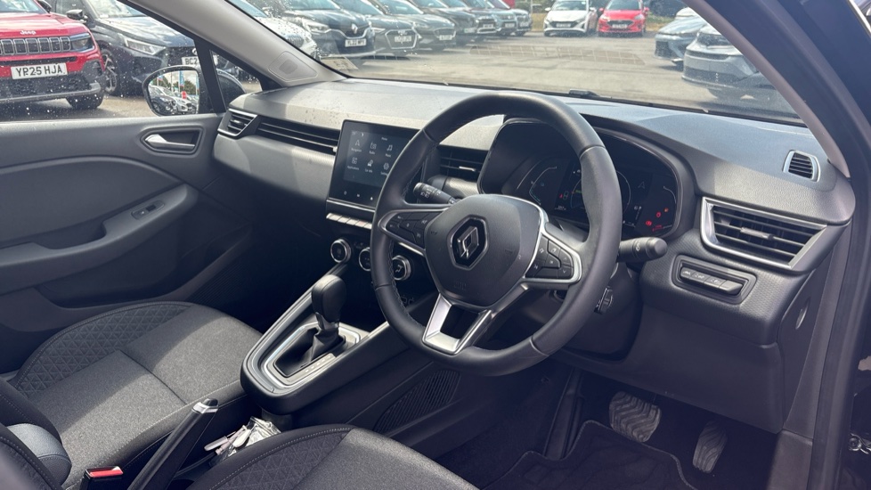 Renault Clio 1.6 E-TECH full hybrid 145 Evolution 5dr Auto Hybrid Hatchback - Image 11
